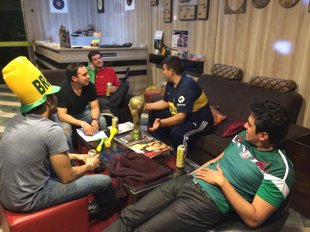 Hostel Pampulha เบโลโอรีซอนชี ภายนอก รูปภาพ
