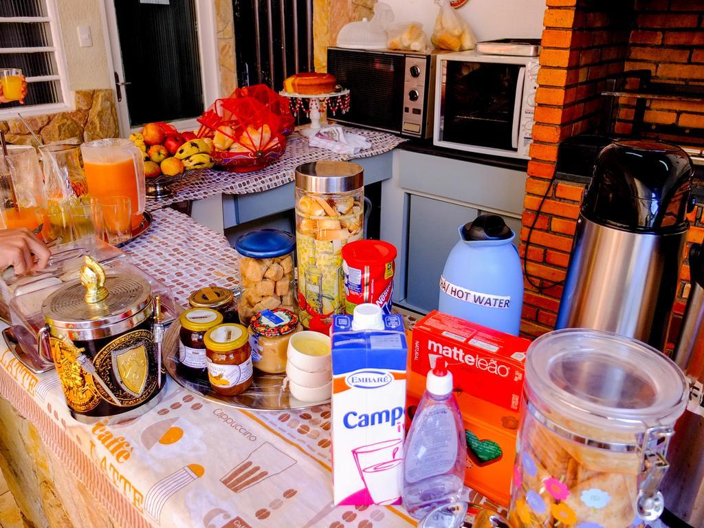 Hostel Pampulha เบโลโอรีซอนชี ภายนอก รูปภาพ