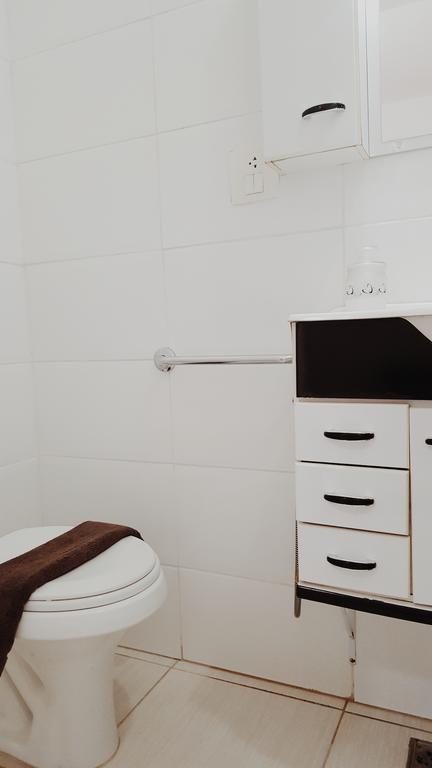Hostel Pampulha เบโลโอรีซอนชี ภายนอก รูปภาพ